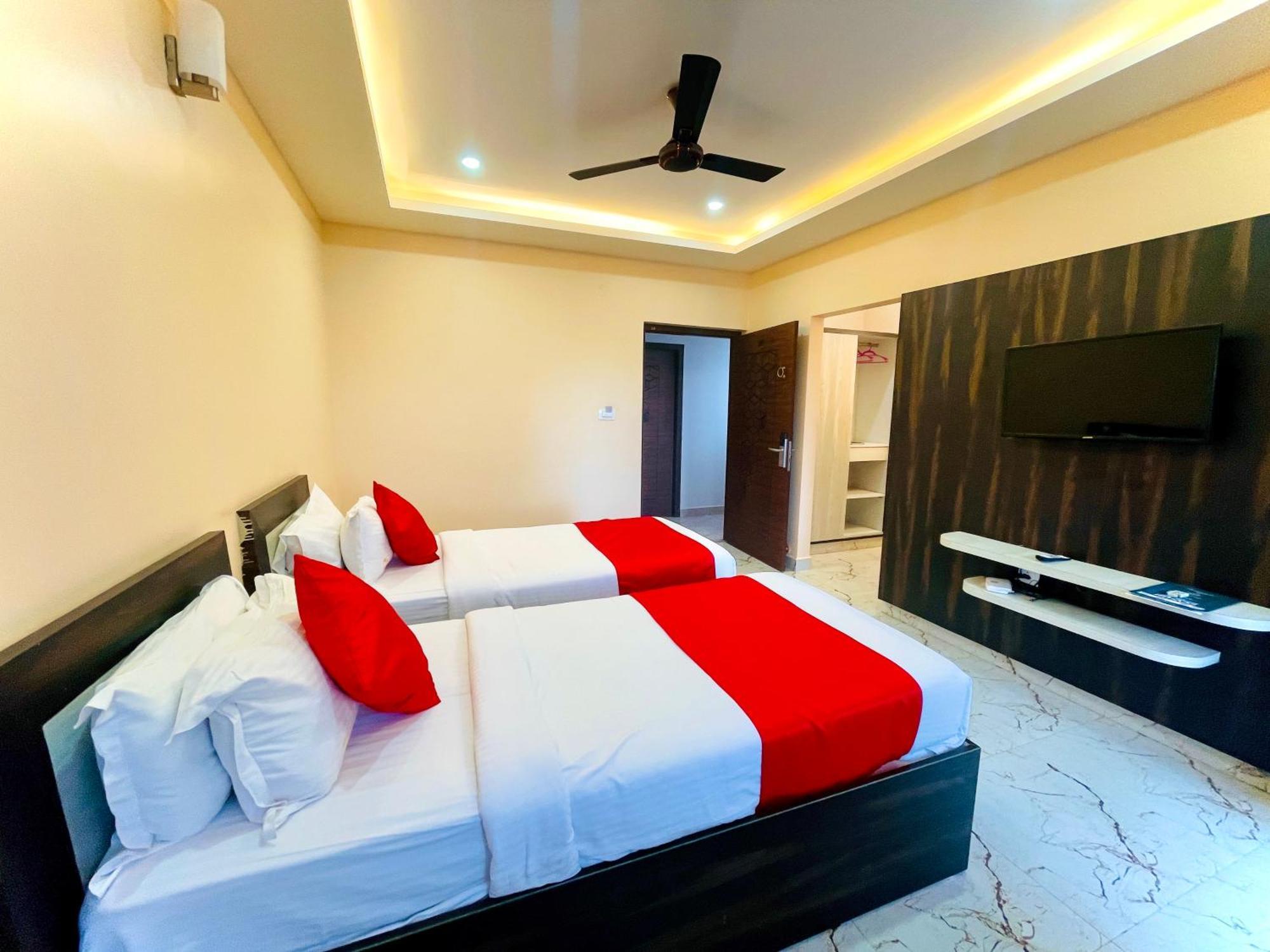 Aura By Agira Hotels Yelahanka エクステリア 写真