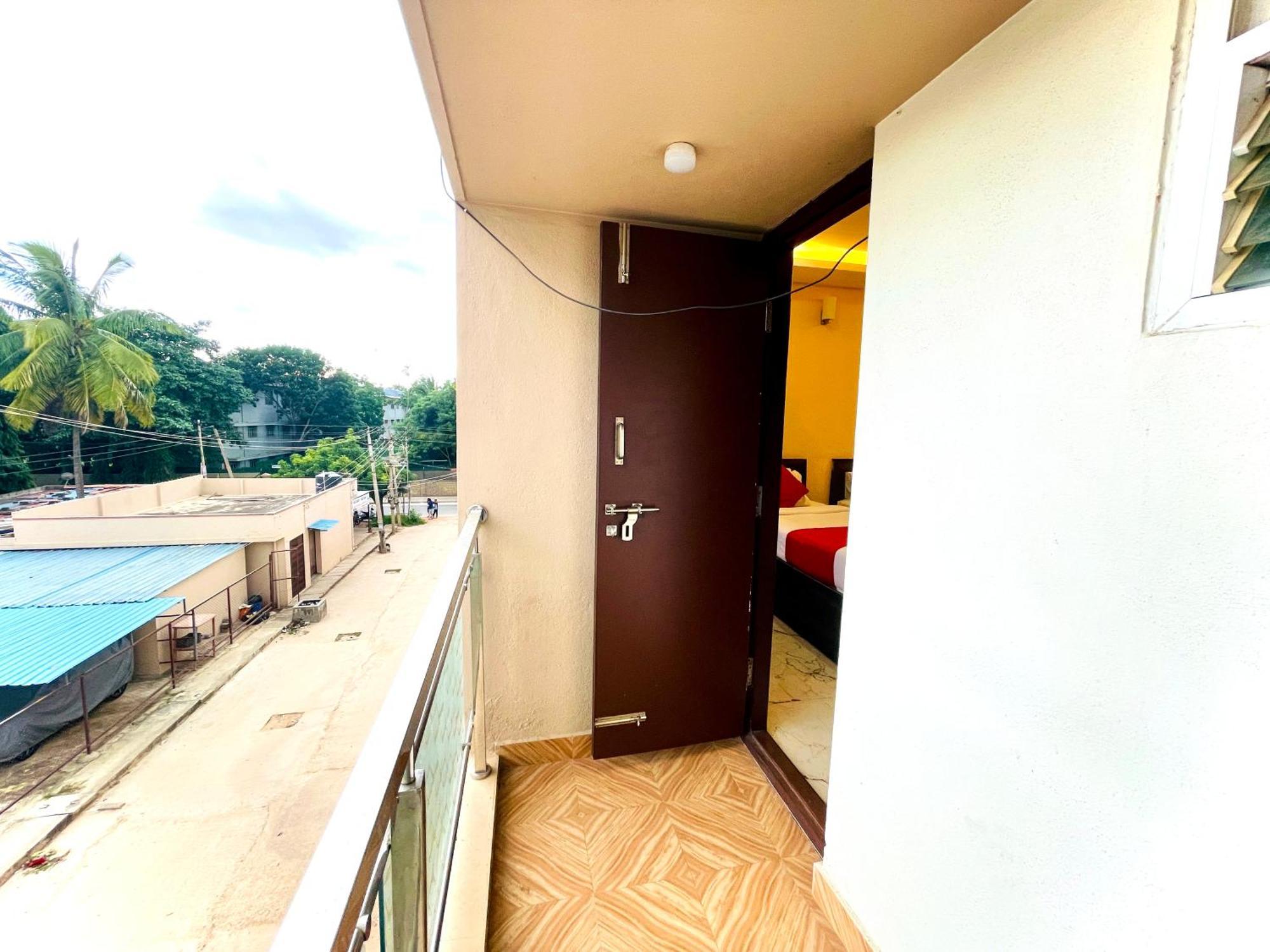 Aura By Agira Hotels Yelahanka エクステリア 写真