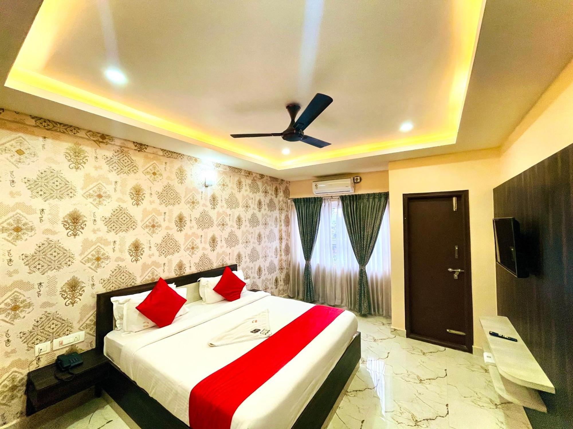 Aura By Agira Hotels Yelahanka エクステリア 写真